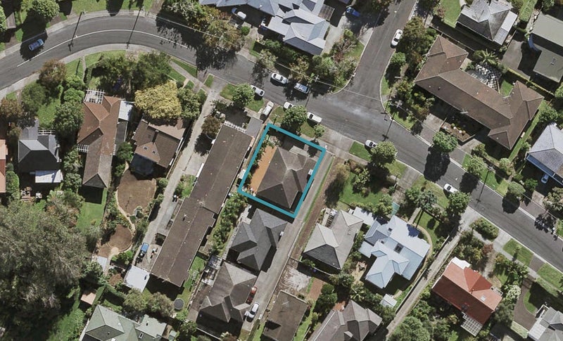 6 Korau Road, Greenlane, Auckland - Carousel 1