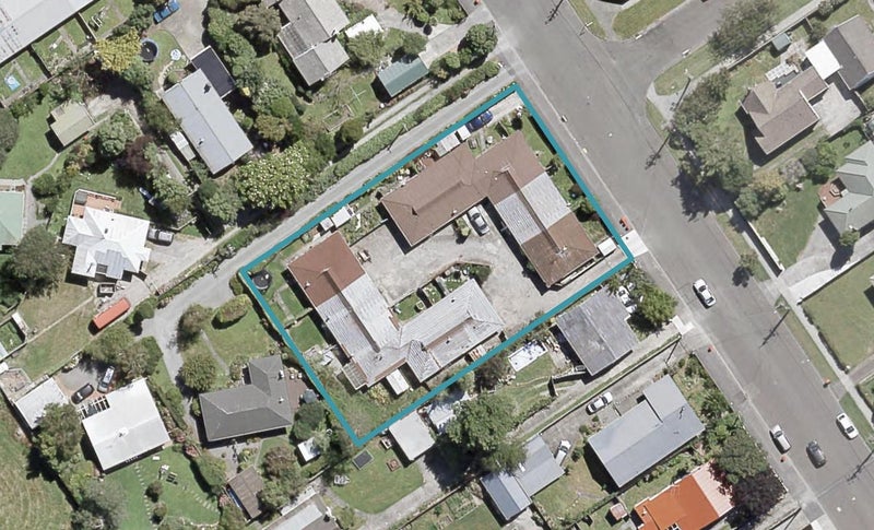 4/37 MERTON ST, TRENTHAM, UPPER HUTT - Carousel 1