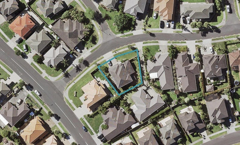 3 Maybole Drive, Flat Bush, Auckland - Carousel 1