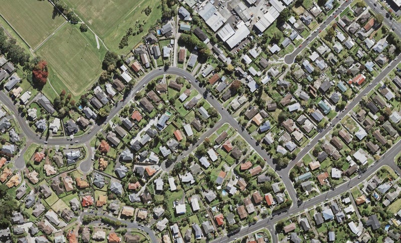 2/3 Cheryl Place, Hillcrest, Auckland - Carousel 1