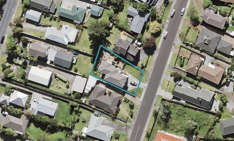 24 White Heron Drive, Massey, Auckland - Carousel 1
