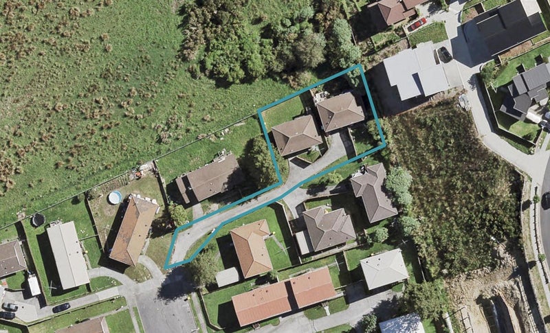 2/35 Elsie Morton Place, Papakura, Papakura - Carousel 1