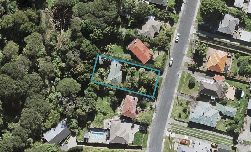 24 Glen Marine Parade, Glendene, Auckland - Carousel 1