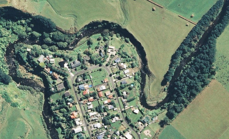 18 Kawei Road, Hawera - Carousel 1