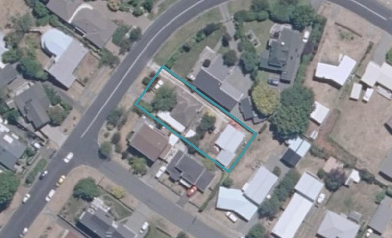 2/24 Rainbow Drive, Rainbow Point, Taupō - Carousel 1
