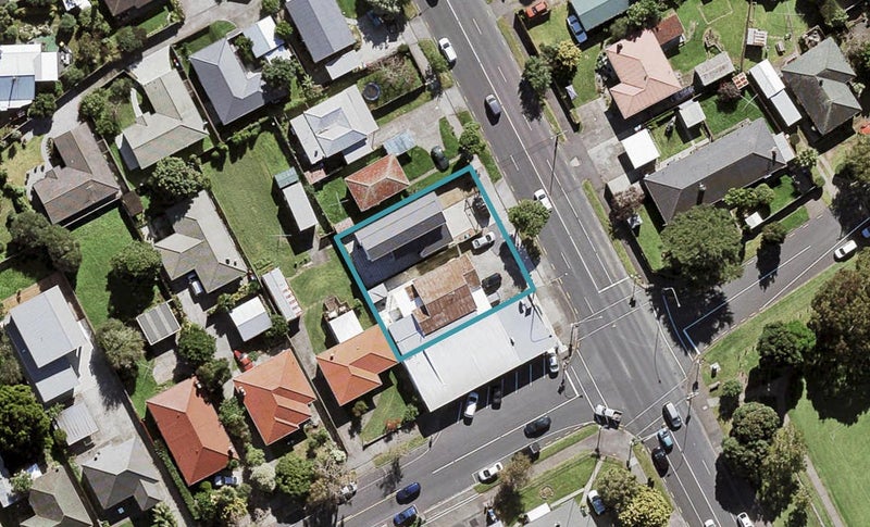 226 Rosebank Road, Avondale, Auckland - Carousel 1