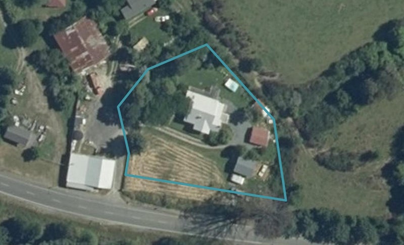 998 Waiwhero Road, Motueka - Carousel 1