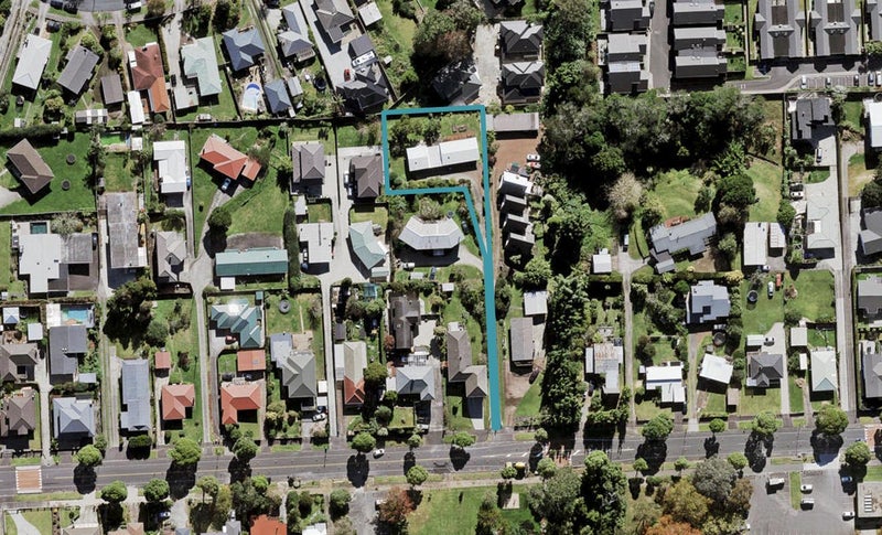 52 Terry Street, Blockhouse Bay, Auckland - Carousel 1
