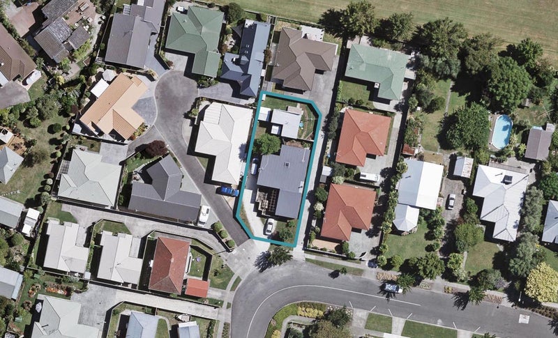 15 Moeller Street, Taradale, Napier - Carousel 1