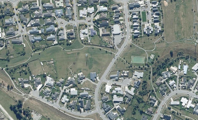 16 Onslow Road, Lake Hayes, Queenstown - Carousel 1