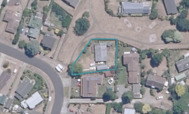 7 Tobin Place, Richmond Heights, Taupo - Carousel 1