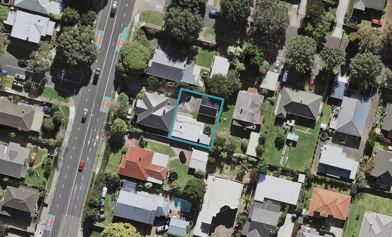 80 Pah Road, Royal Oak, Auckland - Carousel 1