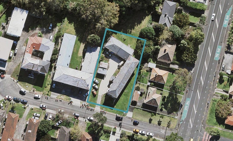 4/1 Begbie Place, Sandringham, Auckland - Carousel 1