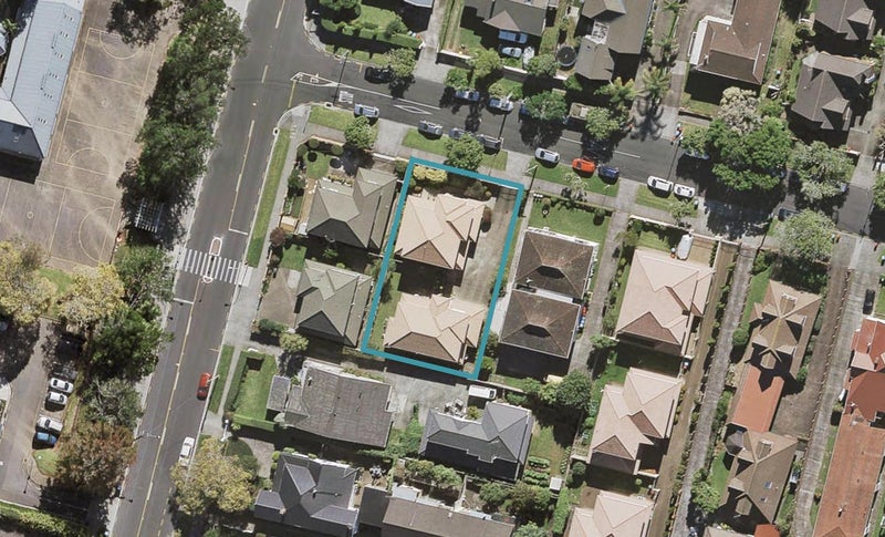 1/30 King Edward Avenue, Epsom, Auckland - Carousel 1