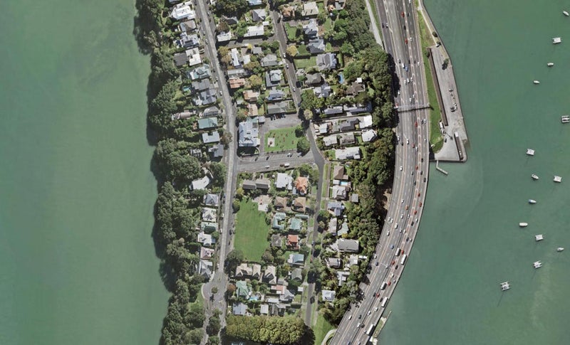 5 King Street, Northcote Point, Auckland - Carousel 1