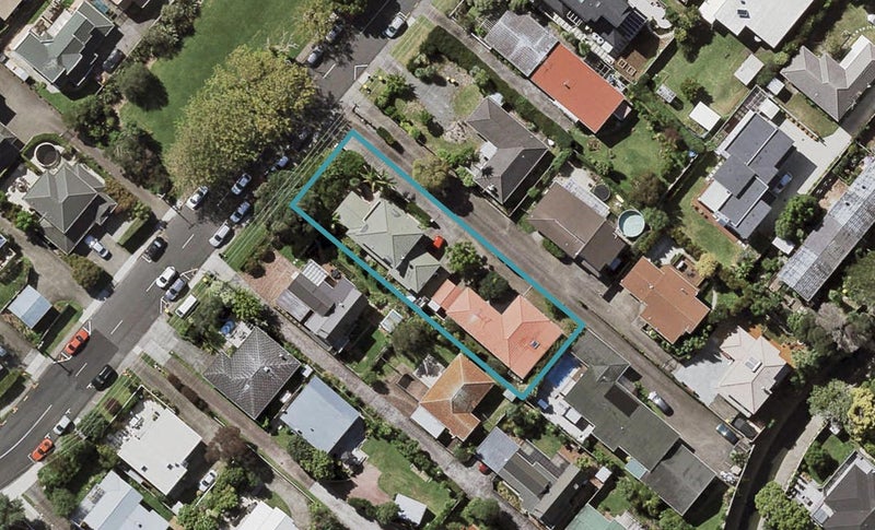2/52 Nile Road, Milford, Auckland - Carousel 1
