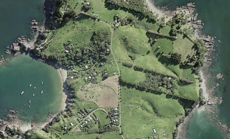 137 South Pacific Road, Rakino Island, Auckland - Carousel 1