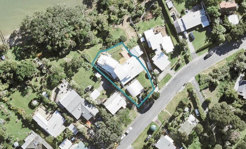 11 Okura River Road, Albany - Carousel 1