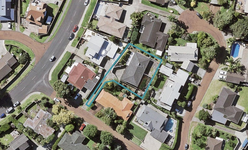 6 Ganymede Place, Half Moon Bay, Auckland - Carousel 1