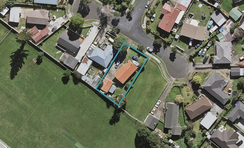 18 Chisholm Place, Mangere East, Auckland - Carousel 1