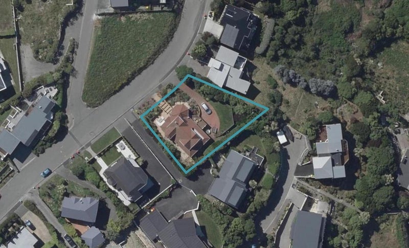 14 Glendevere Terrace, Redcliffs, Christchurch - Carousel 1
