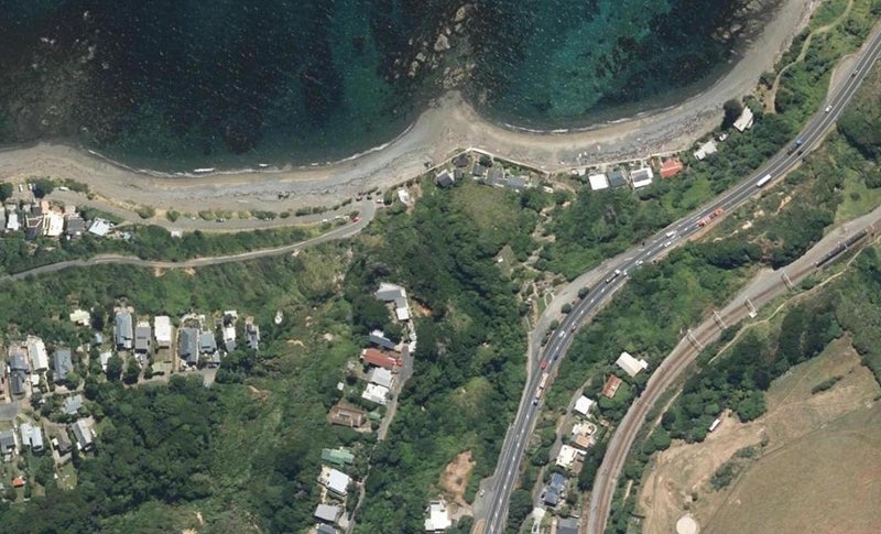 39 Brendan Beach, Pukerua Bay, Porirua - Carousel 1