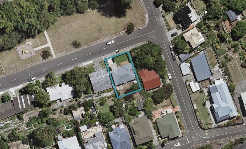 73 Faraday Street, Hospital Hill, Napier - Carousel 1