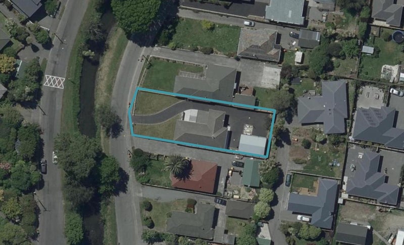 16 Riverlaw Terrace, Saint Martins, Christchurch - Carousel 1