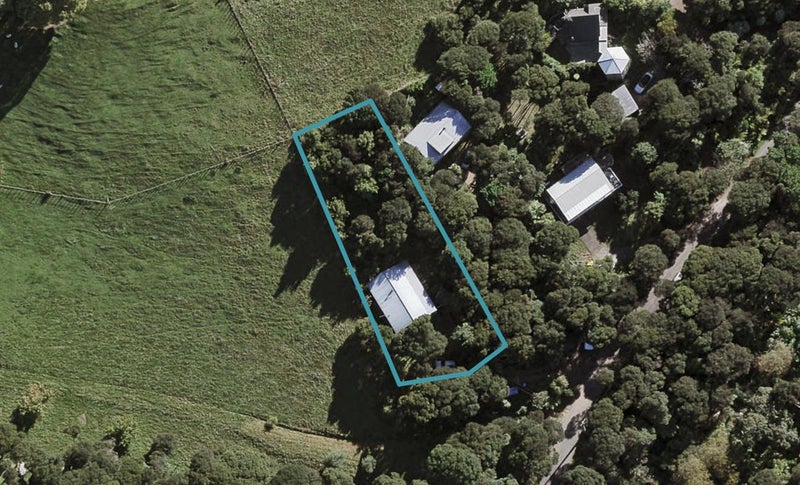 59 Wilma Road, Ostend, Waiheke Island - Carousel 1