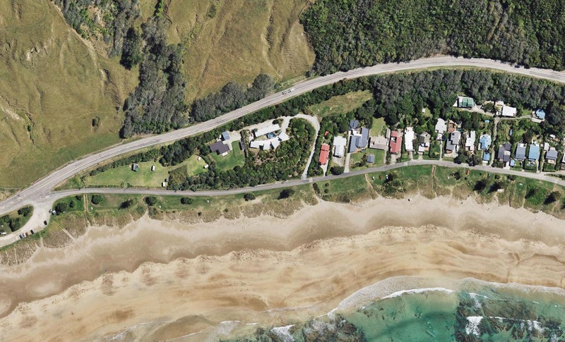 1D Makorori Beach Road, Makorori, Whangara - Carousel 1