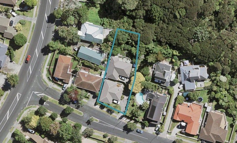 4 Rhinevale Close, Henderson, Auckland - Carousel 1