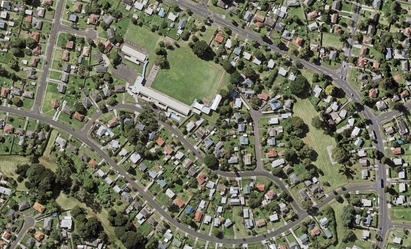 10/12 Taratoa Street, Point England, Auckland - Carousel 1