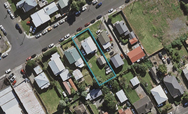13 Hokonui Road, Otahuhu, Auckland - Carousel 1