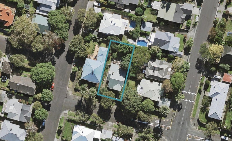 51 Kingsview Road, Mount Eden, Auckland - Carousel 1