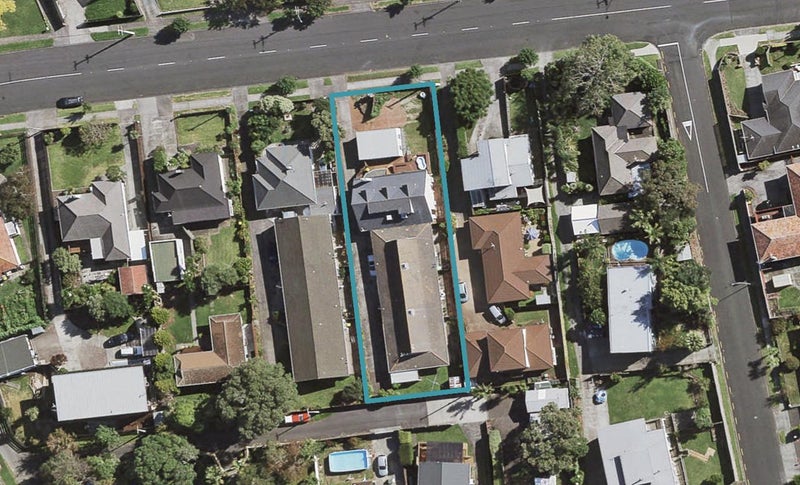 4/25 Grande Vue Road, Hillpark, Auckland - Carousel 1