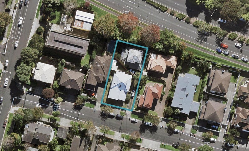 33A Arcadia Road, Epsom, Auckland - Carousel 1