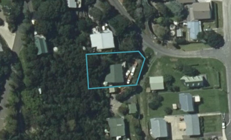 2490 Wyuna Bay Road, Wyuna Bay, Coromandel - Carousel 1