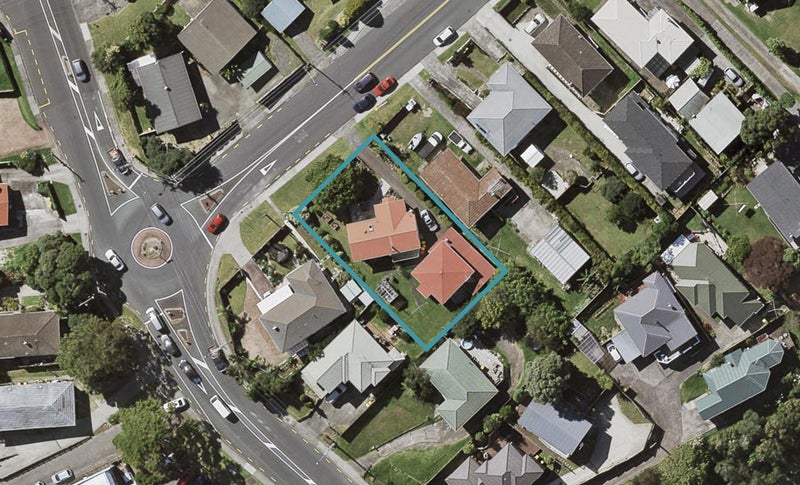 221 Sunnynook Road, Wairau Valley, Auckland - Carousel 1
