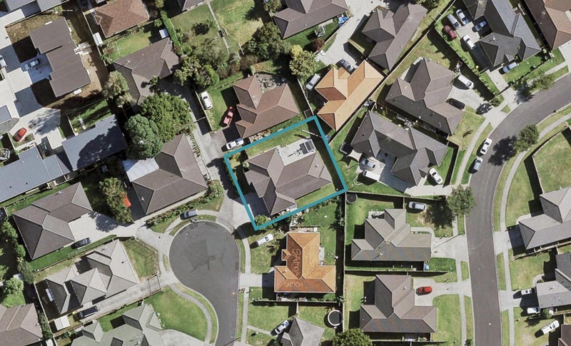 15 Mark Edgar Place, Clendon Park, Auckland - Carousel 1