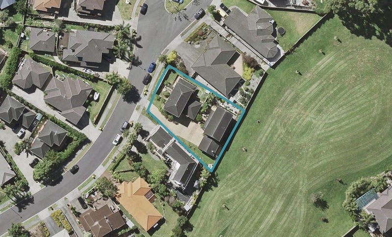 1/15 Bundoran Way, Pinehill, Auckland - Carousel 1