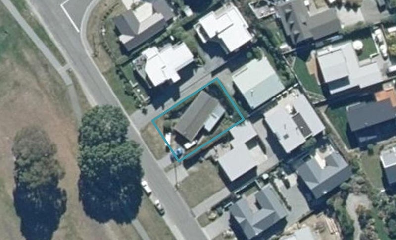 28 Lake Avenue, Frankton, Queenstown - Carousel 1
