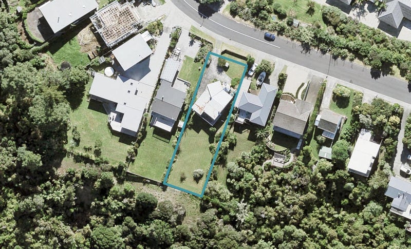 31 Roberts Road, Matakatia, Whangaparaoa - Carousel 1