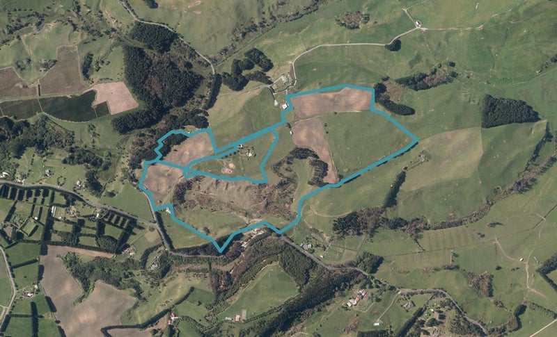 10 Higham Road, South Head, Helensville - Carousel 1