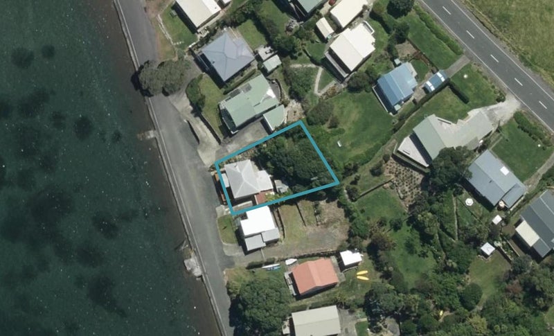 11 Urquharts Bay Road, Whangarei Heads, Whangarei - Carousel 1