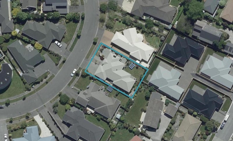 24 Glencullen Drive, Casebrook, Christchurch - Carousel 1