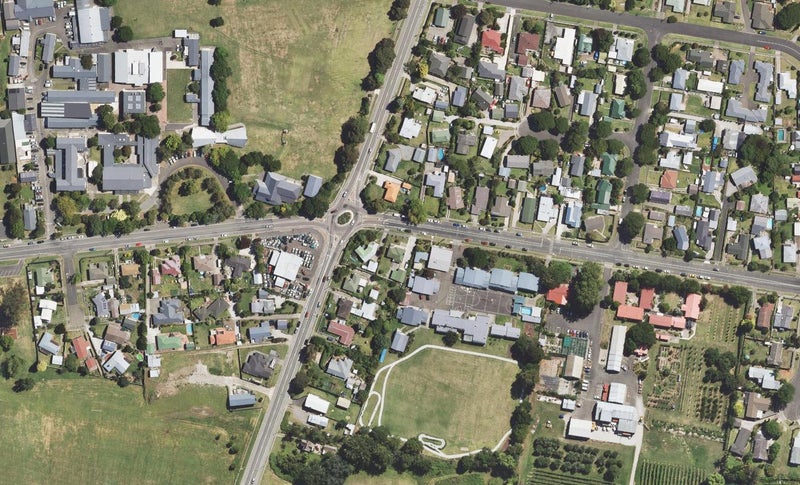 328 Stout Street, Riverdale, Gisborne - Carousel 1