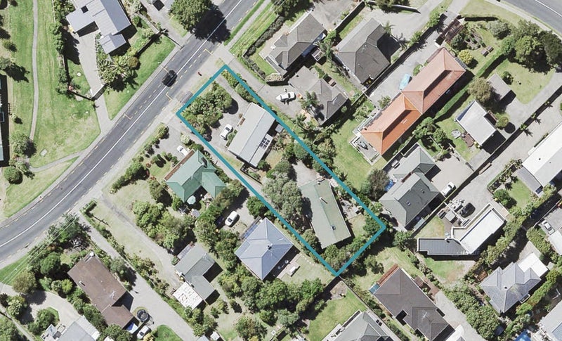 2/50 Glencoe Road, Browns Bay, Auckland - Carousel 1