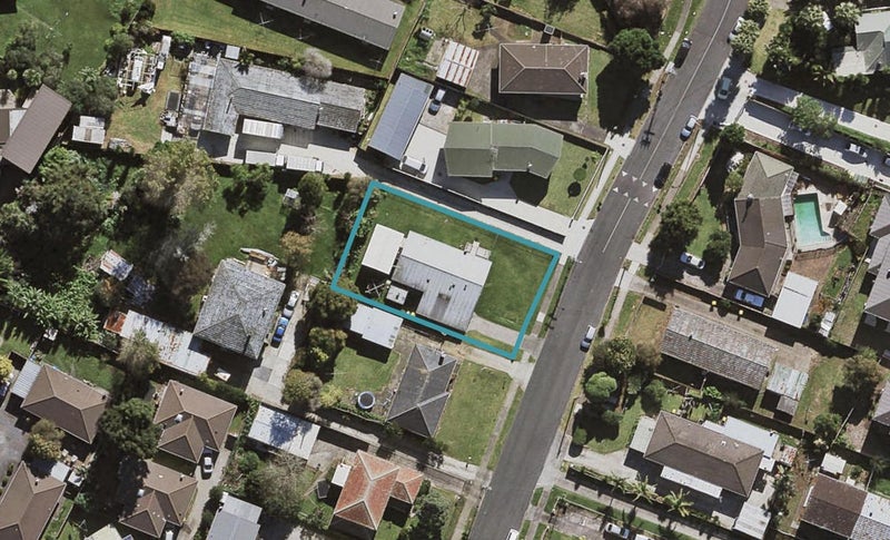 45 Rosella Road, Mangere East, Auckland - Carousel 1