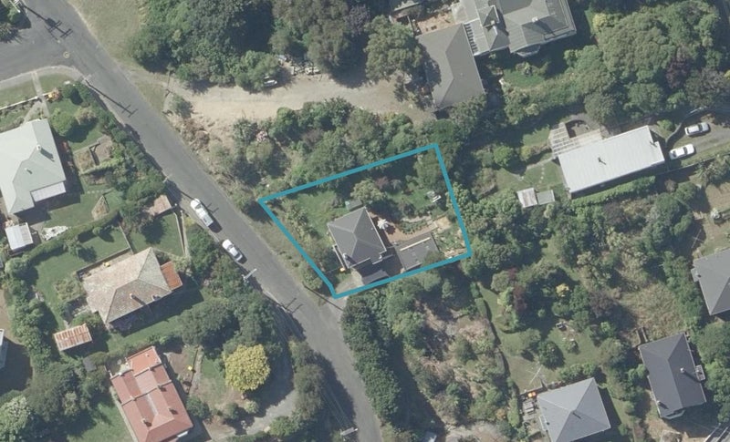 2 Ascog Road, Ravensbourne, Dunedin - Carousel 1