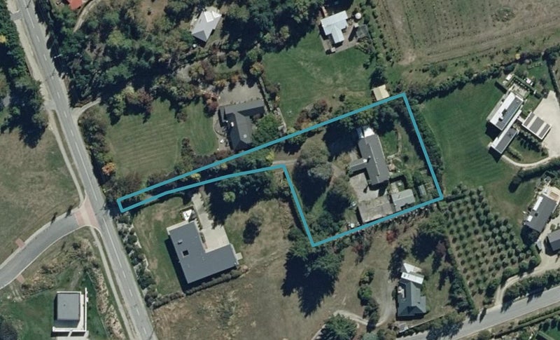 315 Beacon Point Road, Wanaka - Carousel 1